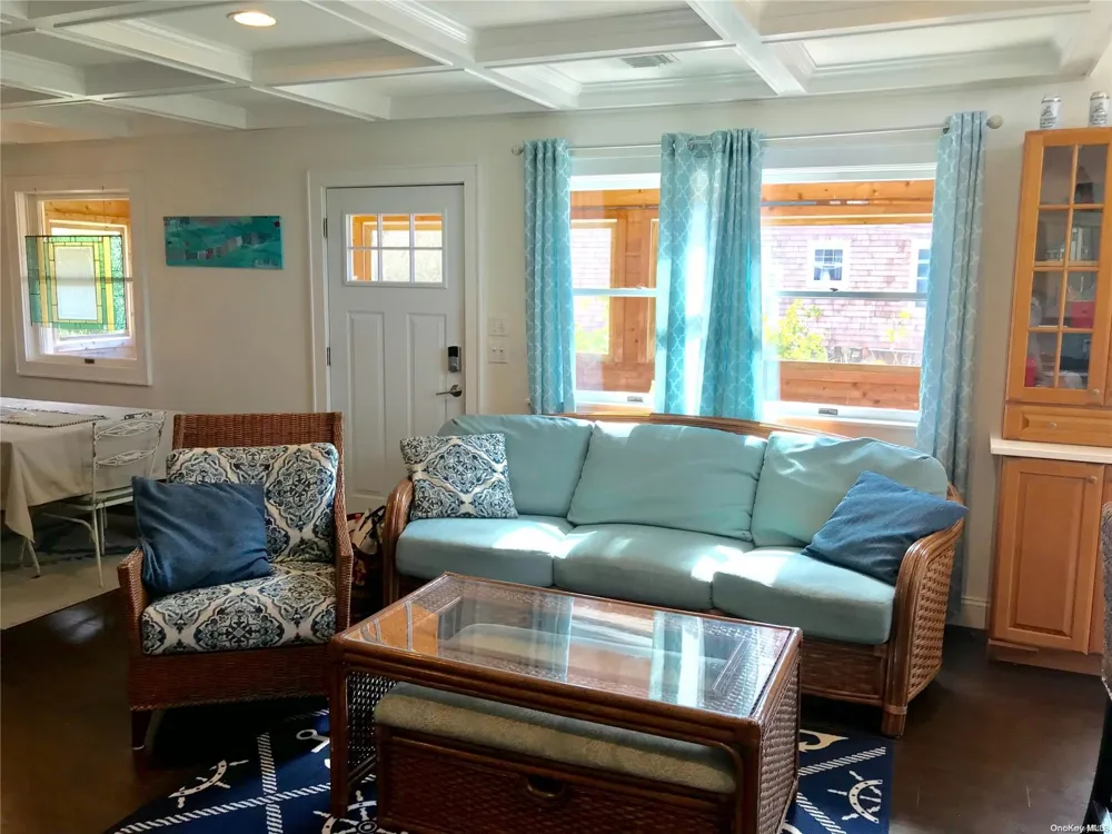 342 Dehnhoff Walk Ocean Beach, NY 11770