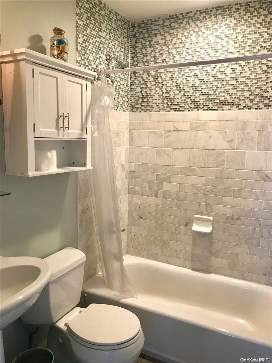 342 Dehnhoff Walk Ocean Beach, NY 11770