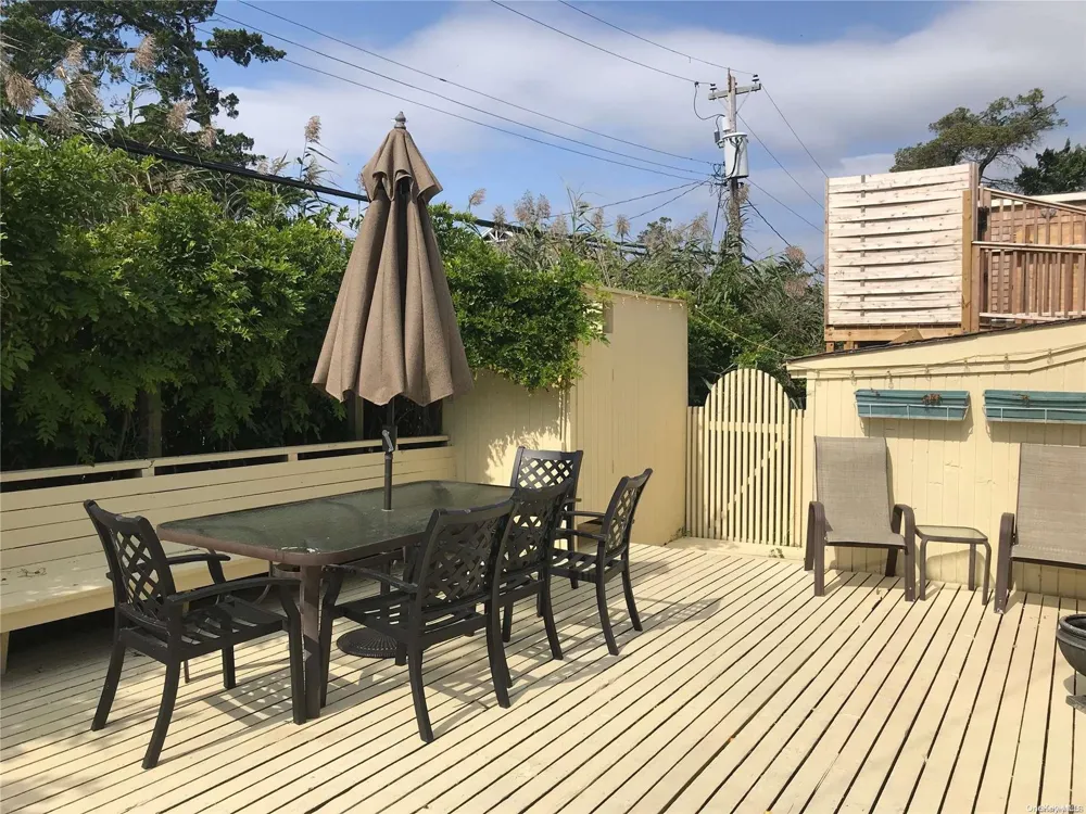 342 Dehnhoff Walk Ocean Beach, NY 11770