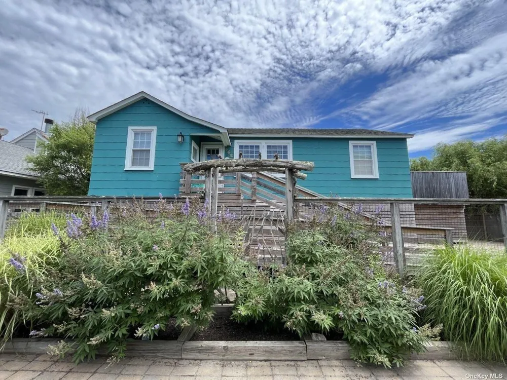 462 Dehnhoff Walk Ocean Beach, NY 11770