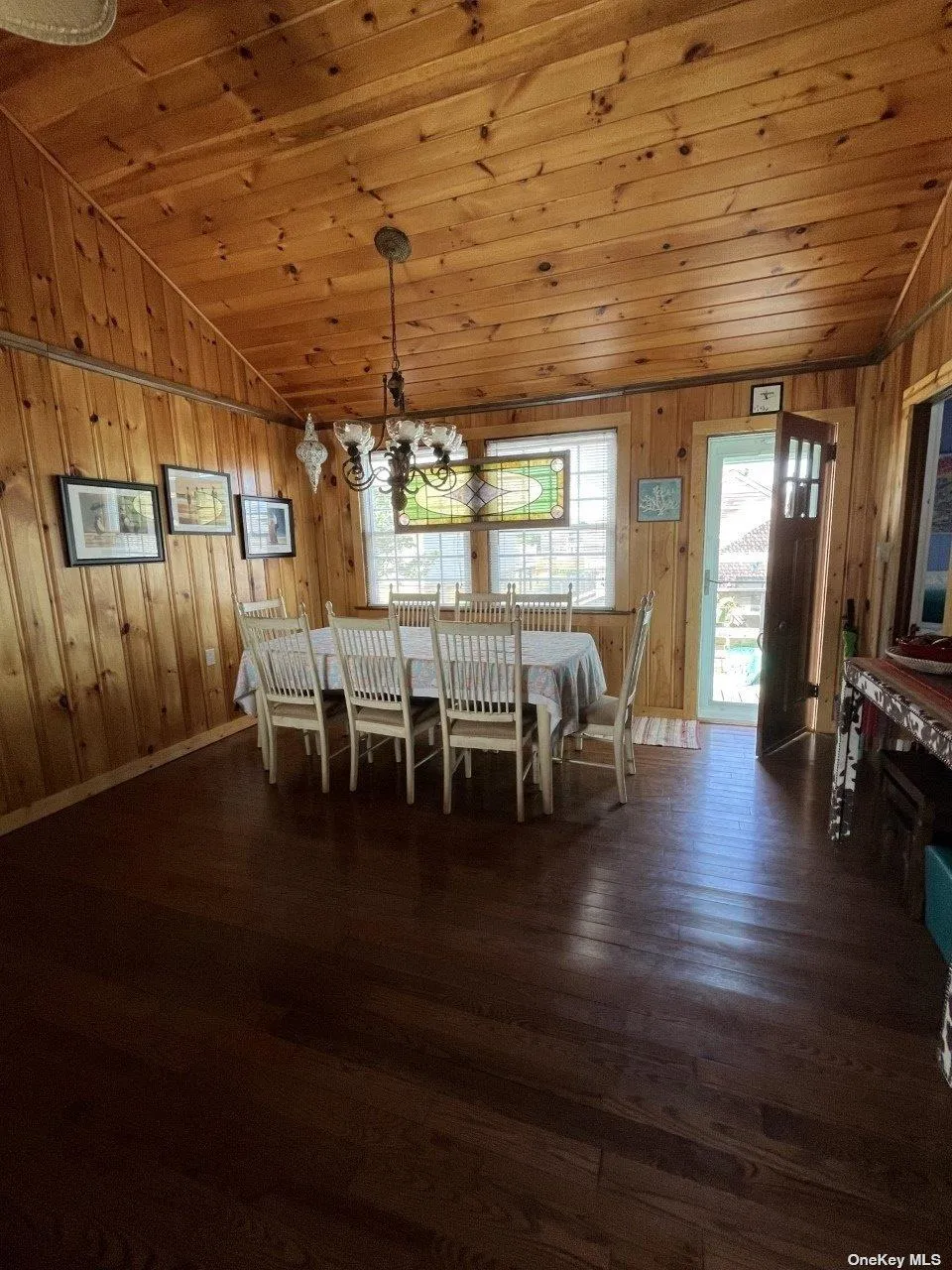 462 Dehnhoff Walk Ocean Beach, NY 11770