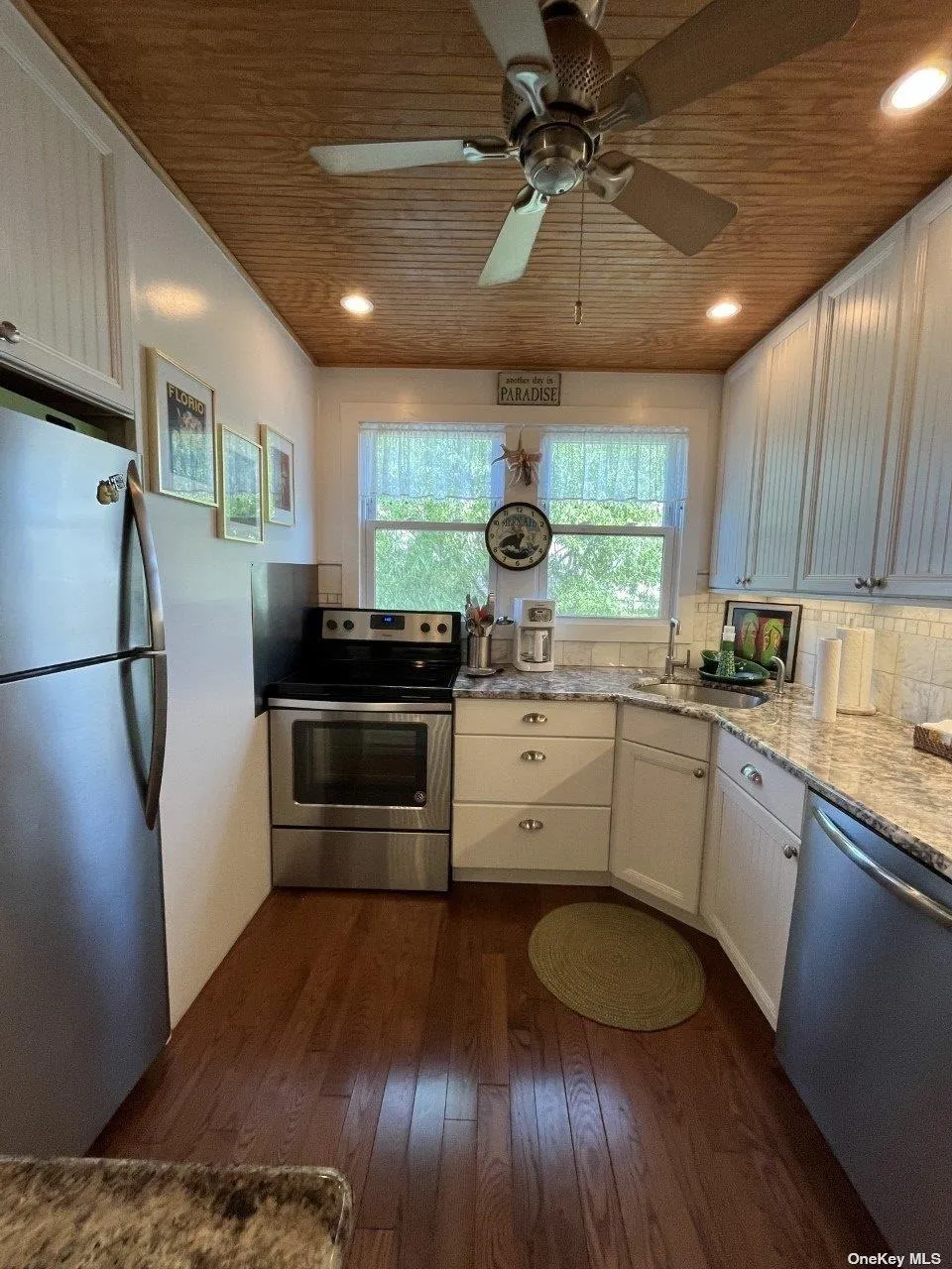 462 Dehnhoff Walk Ocean Beach, NY 11770