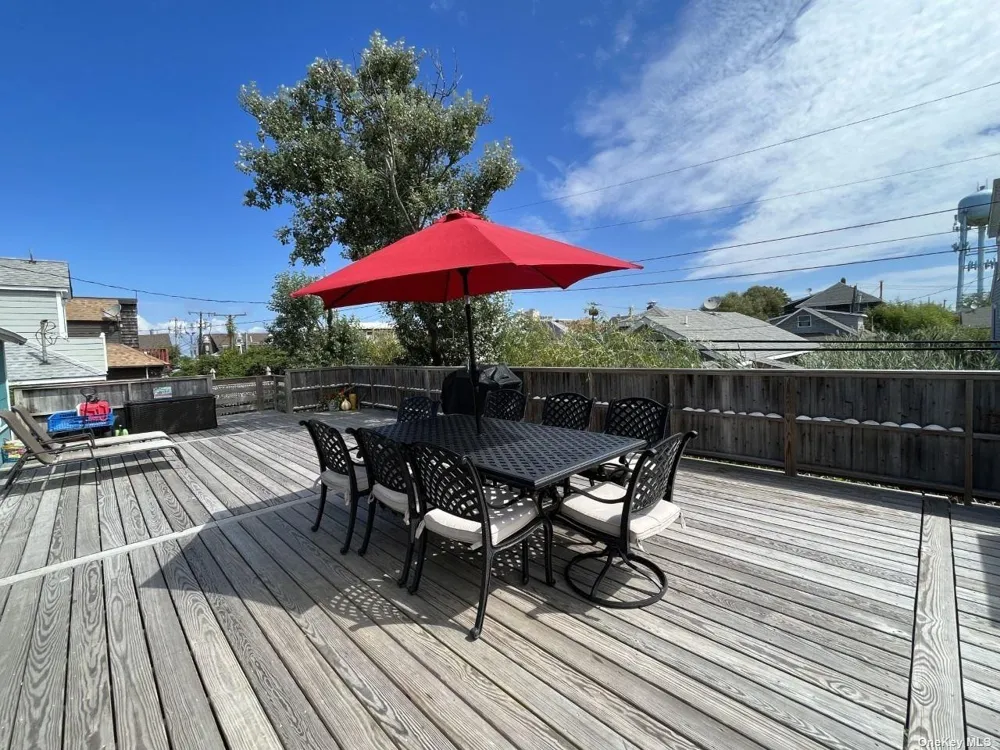462 Dehnhoff Walk Ocean Beach, NY 11770