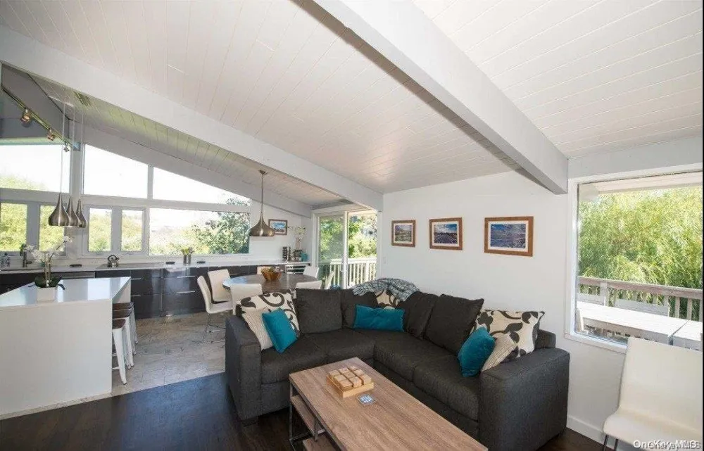 170 Clipper Ocean Beach, NY 11770