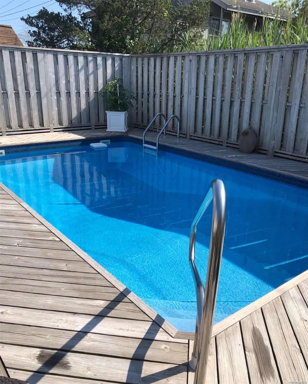 647 Ocean Breeze Ocean Beach, NY 11770