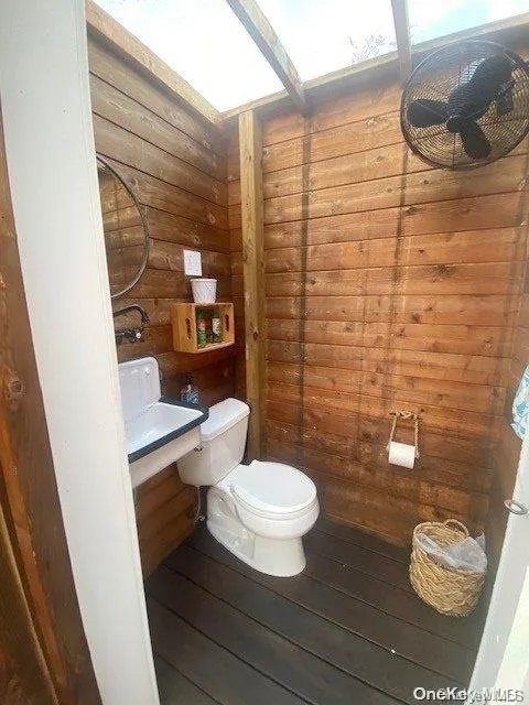 265 Cottage Walk Ocean Beach, NY 11770