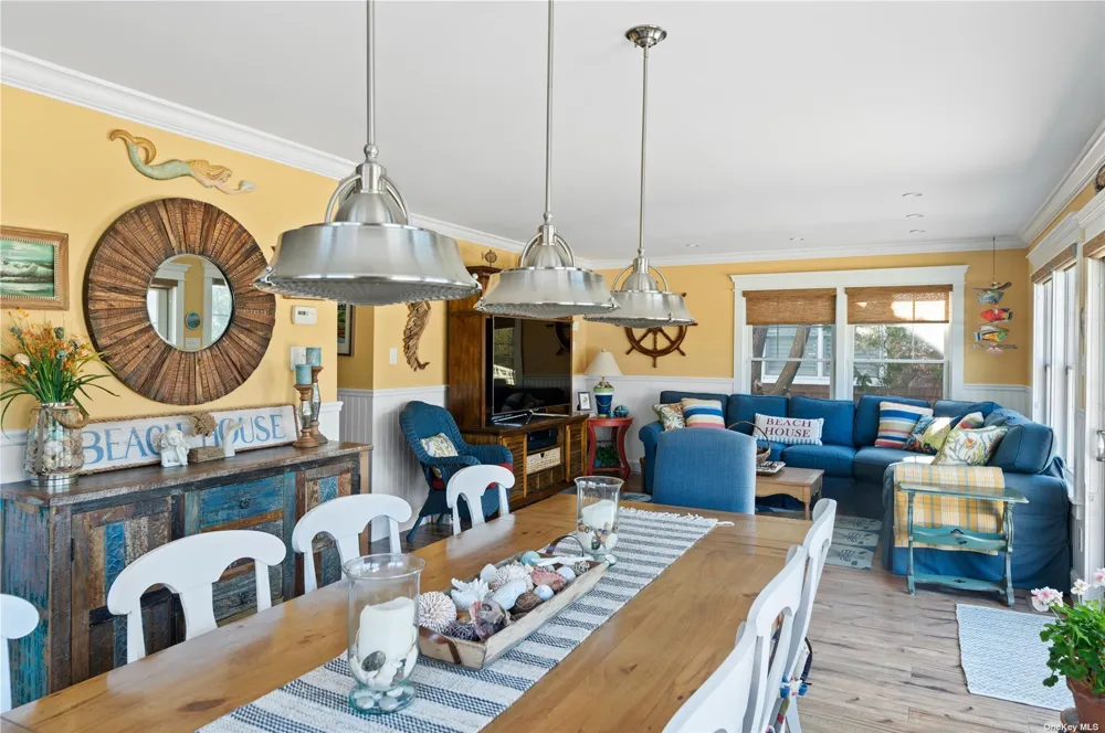 672 Ocean Breeze Ocean Beach, NY 11770