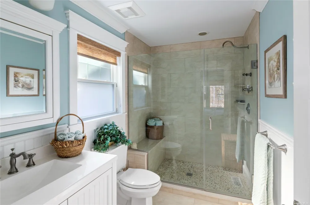 672 Ocean Breeze Ocean Beach, NY 11770