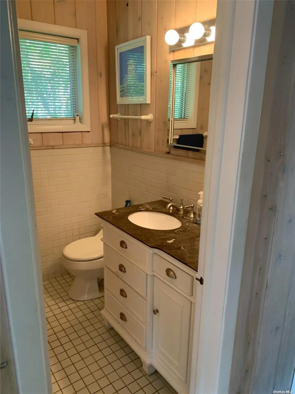 37 Kelp Walk Seaview, NY 11770