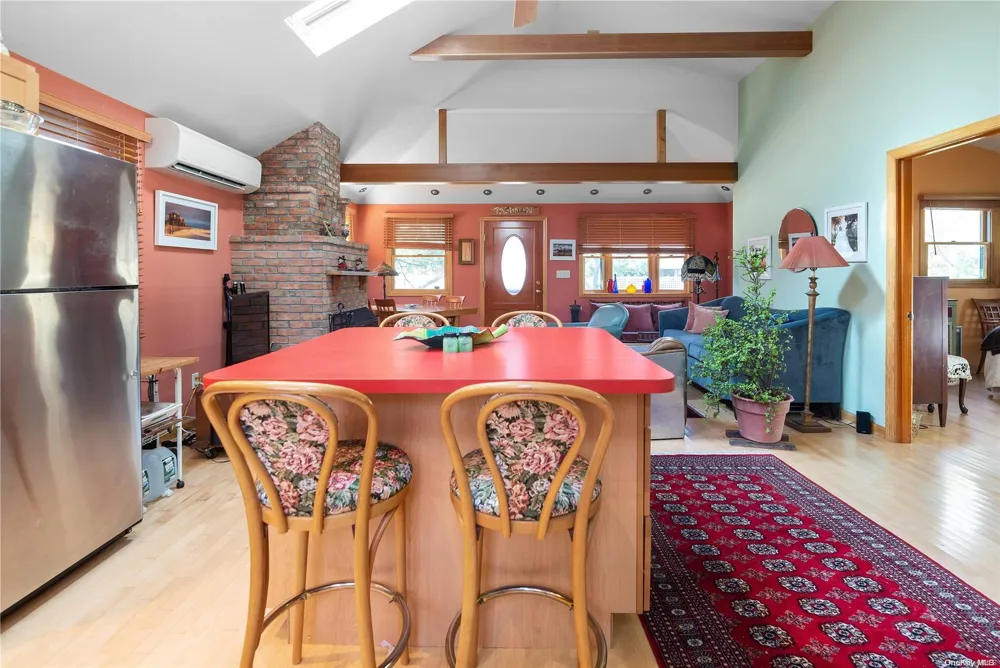 61 Ocean Road Ocean Beach, NY 11770