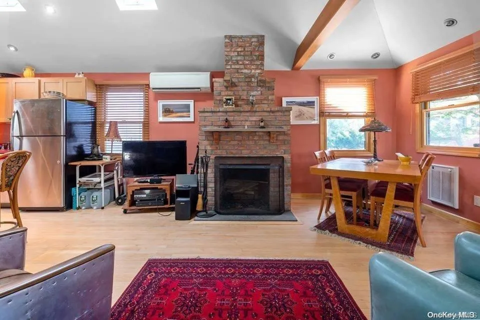 61 Ocean Road Ocean Beach, NY 11770