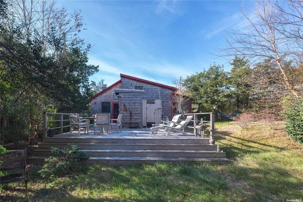 61 Ocean Road Ocean Beach, NY 11770