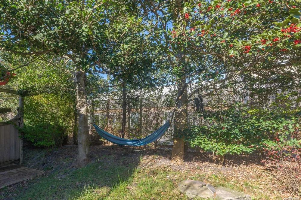 61 Ocean Road Ocean Beach, NY 11770