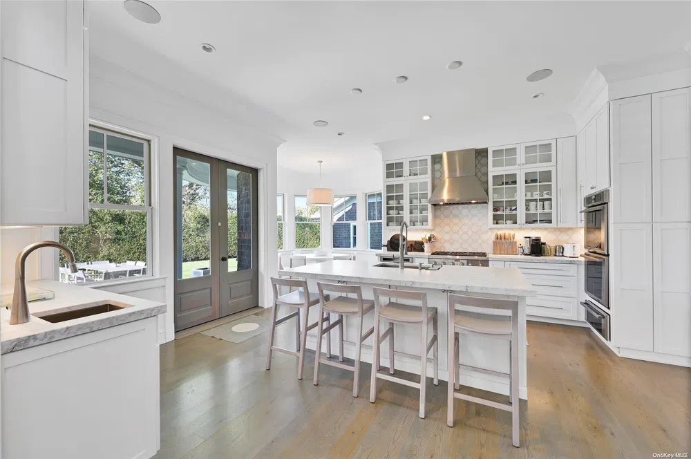 52 Quogue Street Quogue, NY 11959