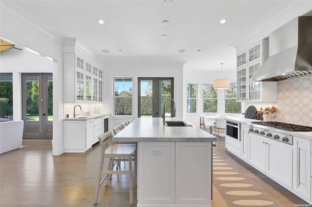 52 Quogue Street Quogue, NY 11959