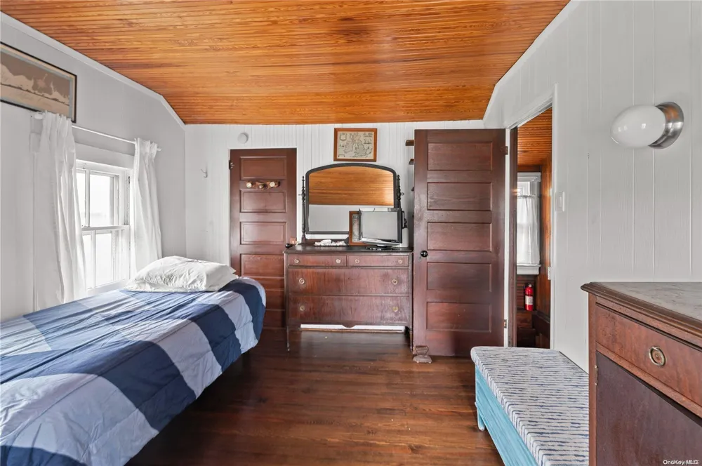 744 Ocean Breeze Walk Ocean Beach, NY 11770