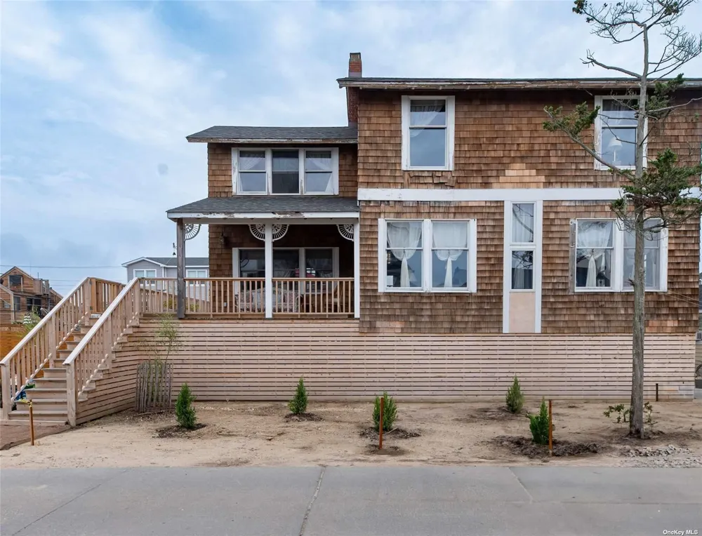 300 Cottage Walk Ocean Beach, NY 11770