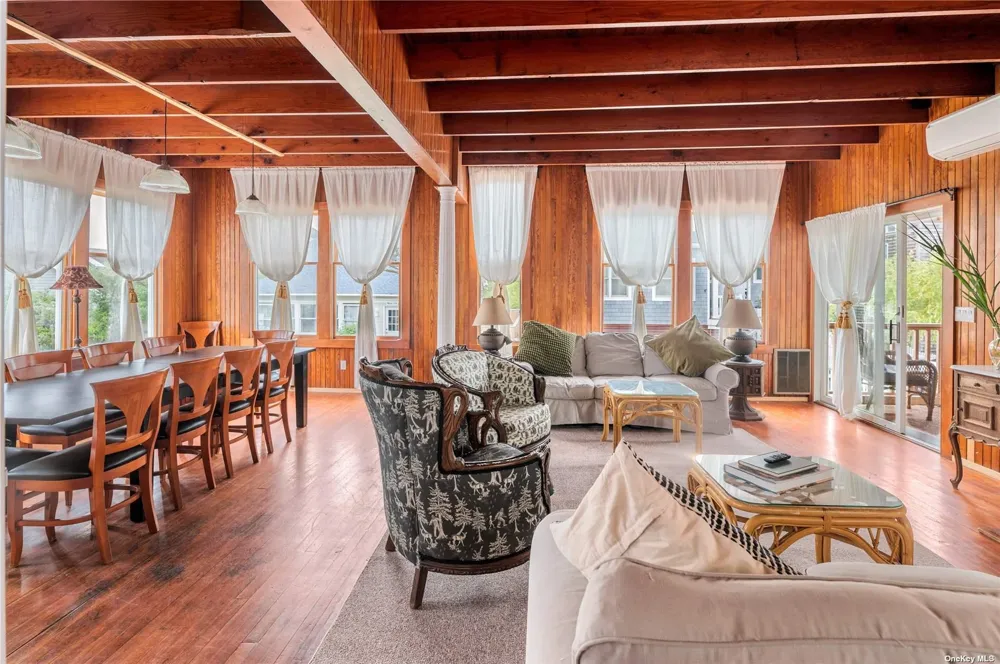 300 Cottage Walk Ocean Beach, NY 11770