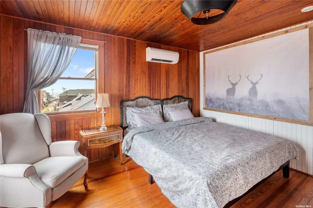 300 Cottage Walk Ocean Beach, NY 11770