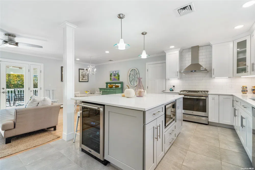 6 Harrison Terrace East Quogue, NY 11942