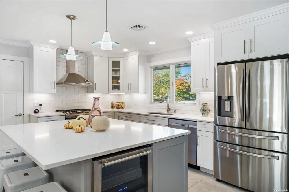 6 Harrison Terrace East Quogue, NY 11942