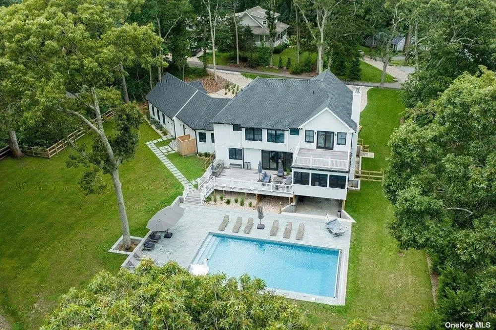 650 Pine Avenue Southold, NY 11971
