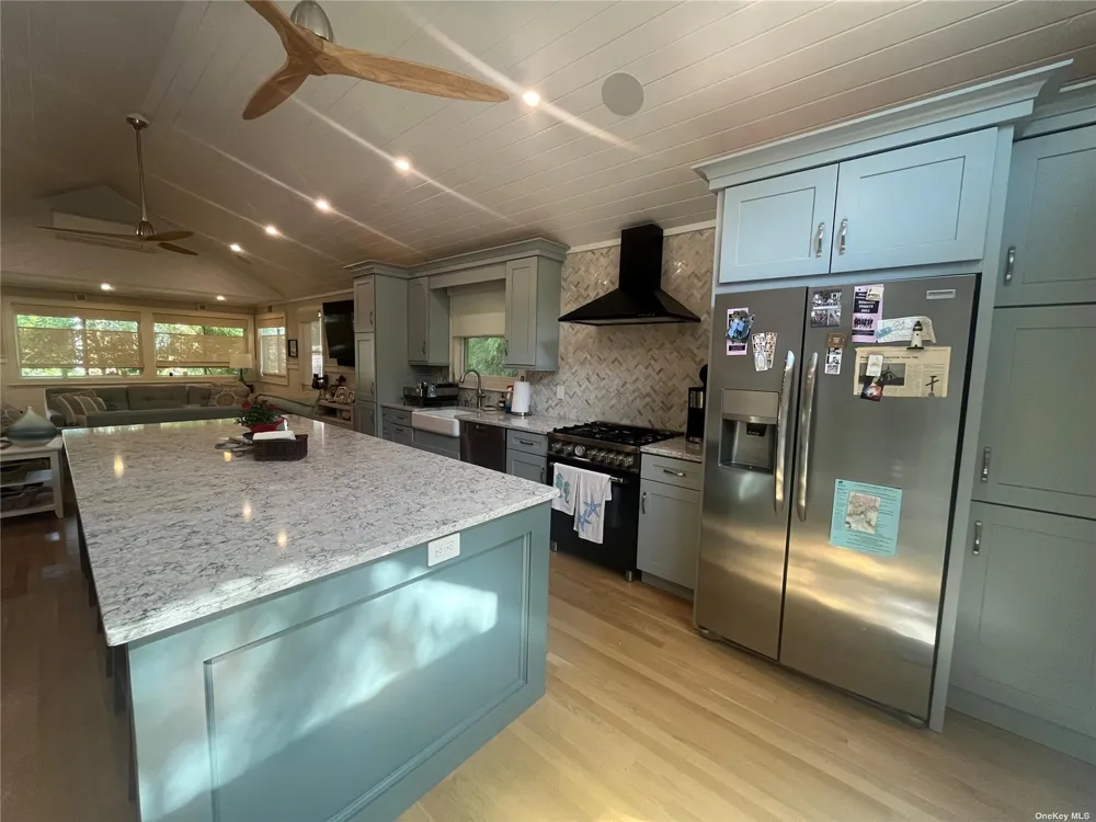 985 Surfview Walk Ocean Beach, NY 11770