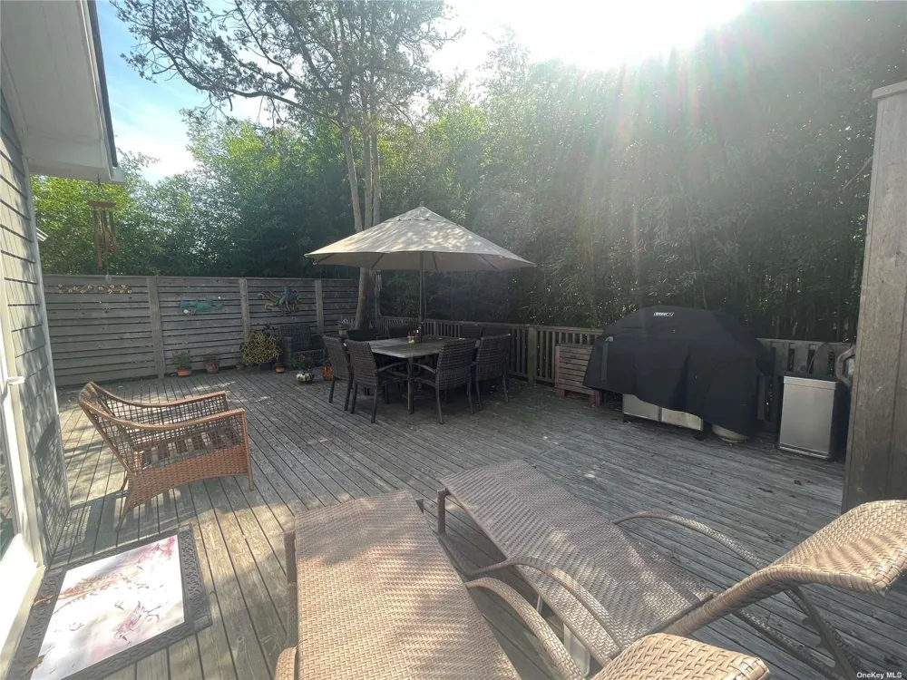 985 Surfview Walk Ocean Beach, NY 11770