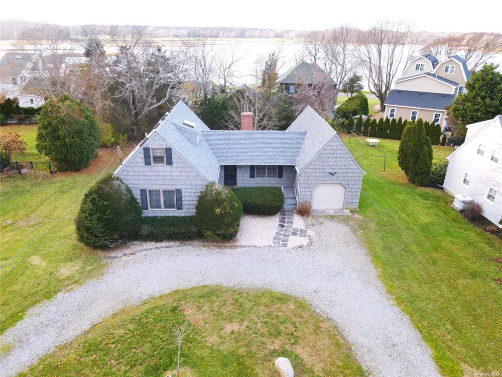 455 Fred Street New Suffolk, NY 11956