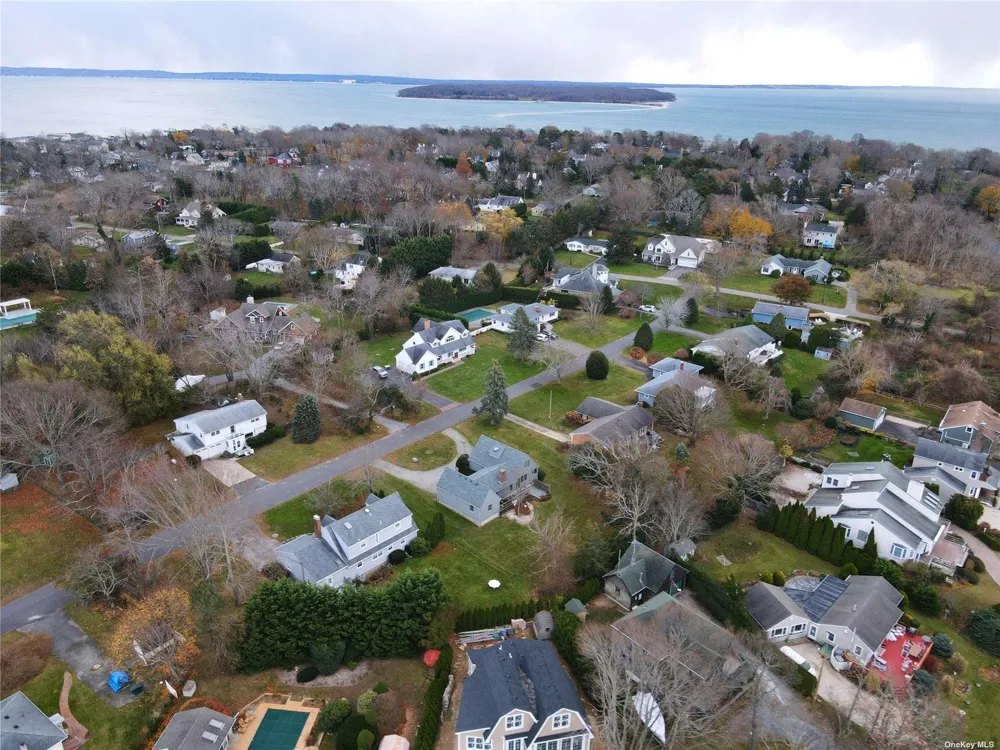 455 Fred Street New Suffolk, NY 11956