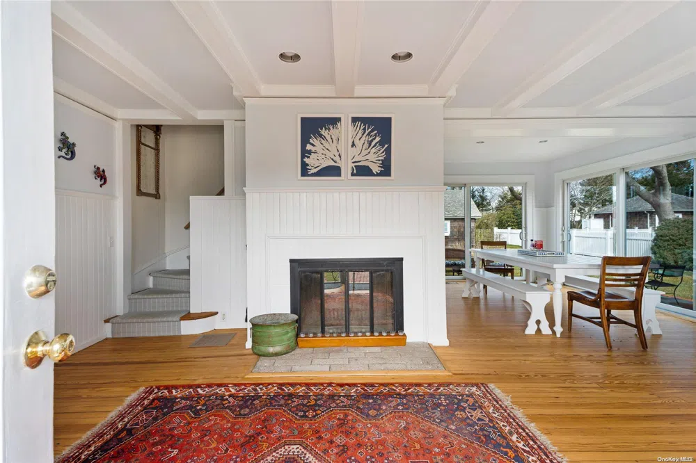 1 Village Lane Quogue, NY 11959