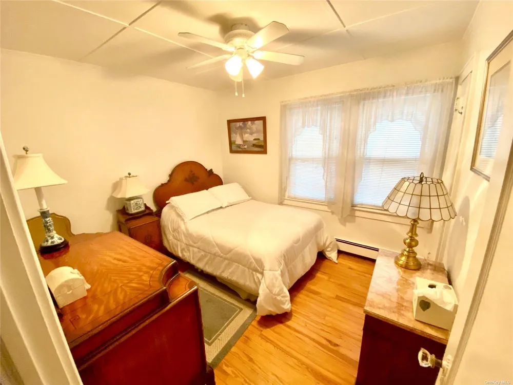 111 Inwood Point Lookout, NY 11569