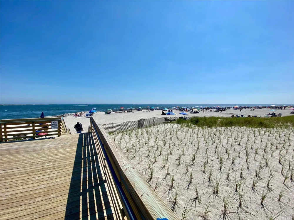 111 Inwood Point Lookout, NY 11569