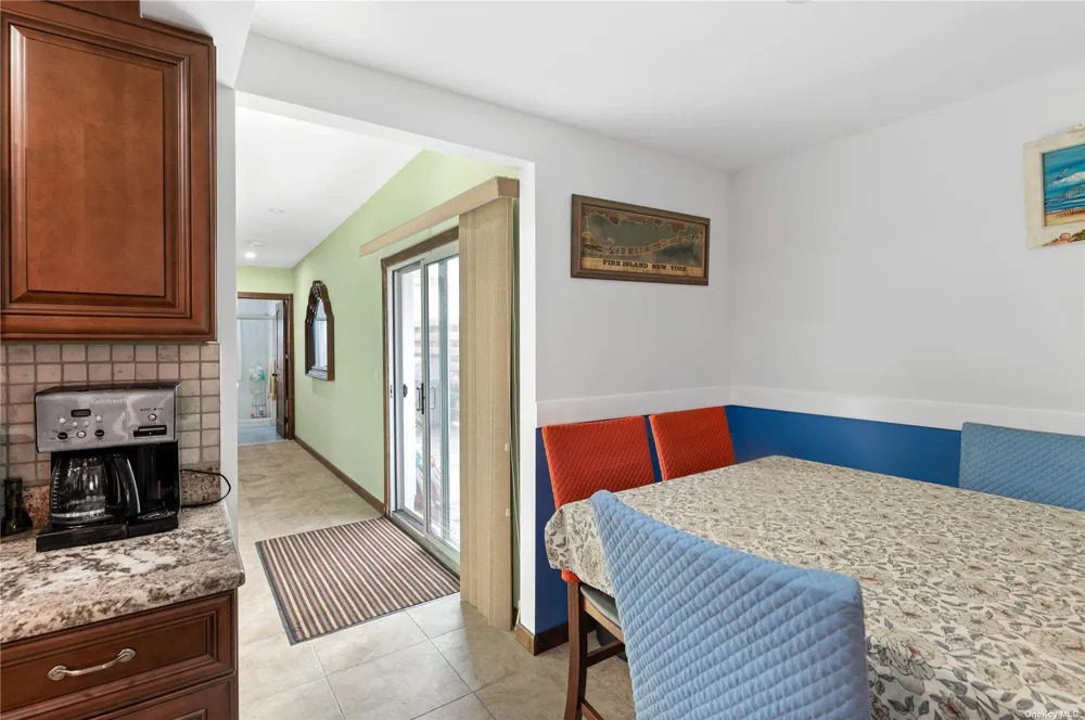 289 Cottage Walk Ocean Beach, NY 11770