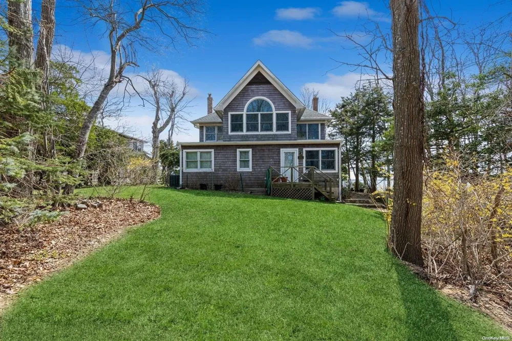 Address Not Shown East Marion, NY 11939