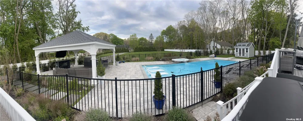 3655 Pequash Avenue Cutchogue, NY 11935