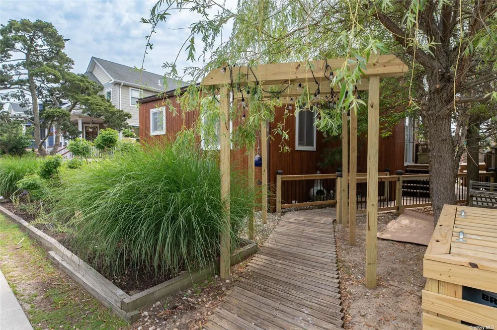 337 Dehnhoff Ocean Beach, NY 11770