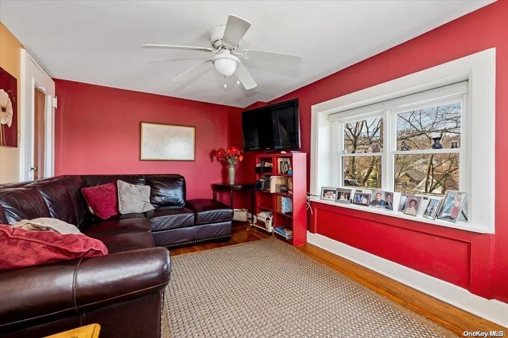 45 East Loop Road Staten Island, NY 10304