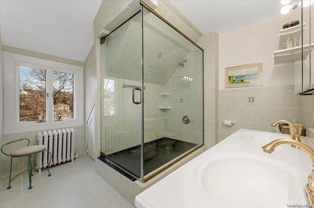 45 East Loop Road Staten Island, NY 10304