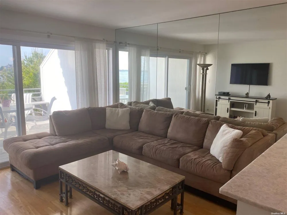 274 Dune Road #6 Westhampton Beach, NY 11978