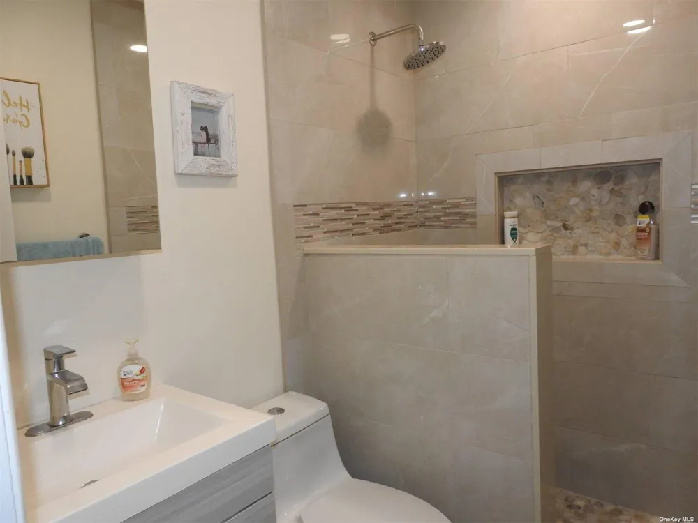 274 Dune Road #6 Westhampton Beach, NY 11978