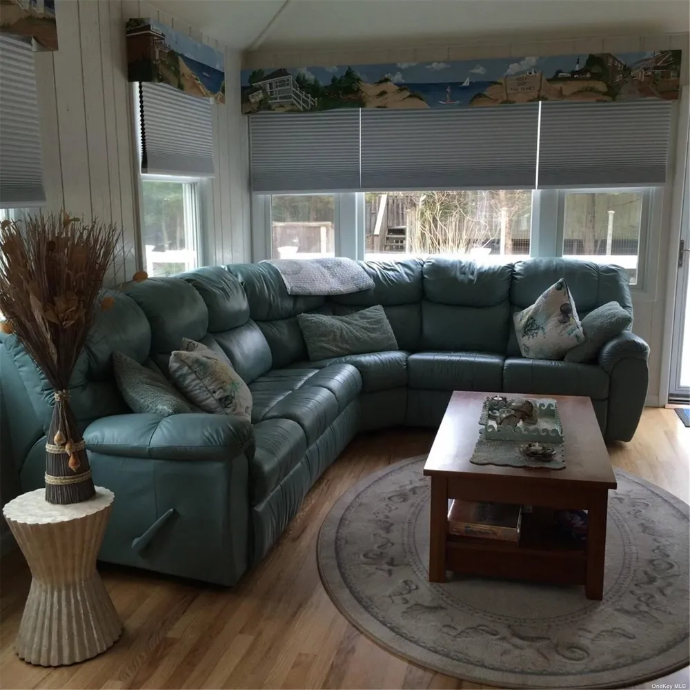 45 Beachwold Seaview, NY 11770