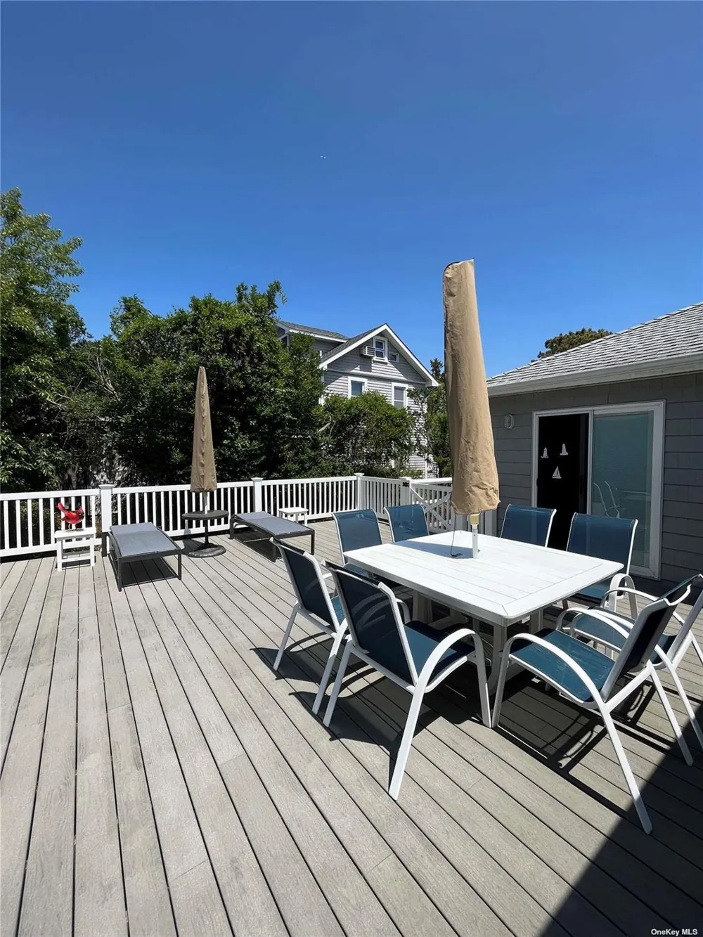 45 Beachwold Seaview, NY 11770
