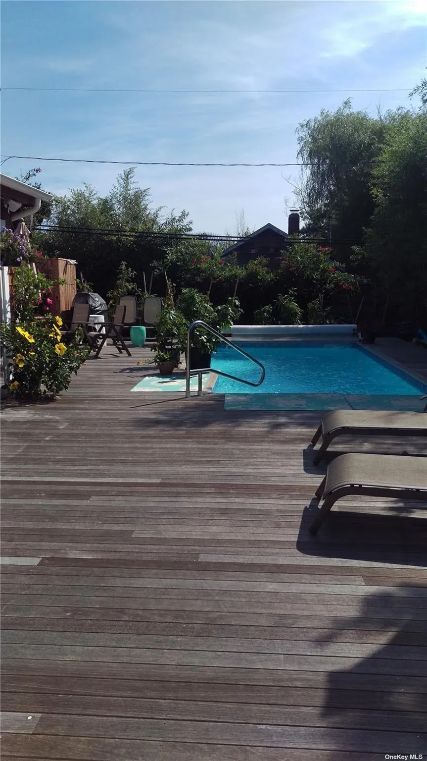 352 Surf Road Ocean Beach, NY 11770