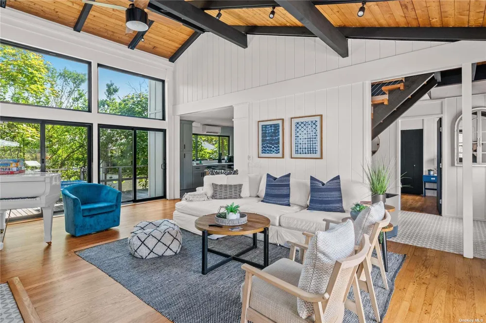 220 Cottage Walk Ocean Beach, NY 11770