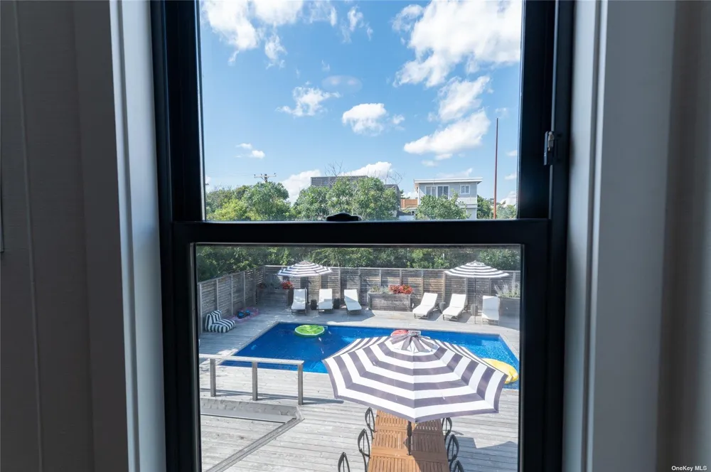 220 Cottage Walk Ocean Beach, NY 11770