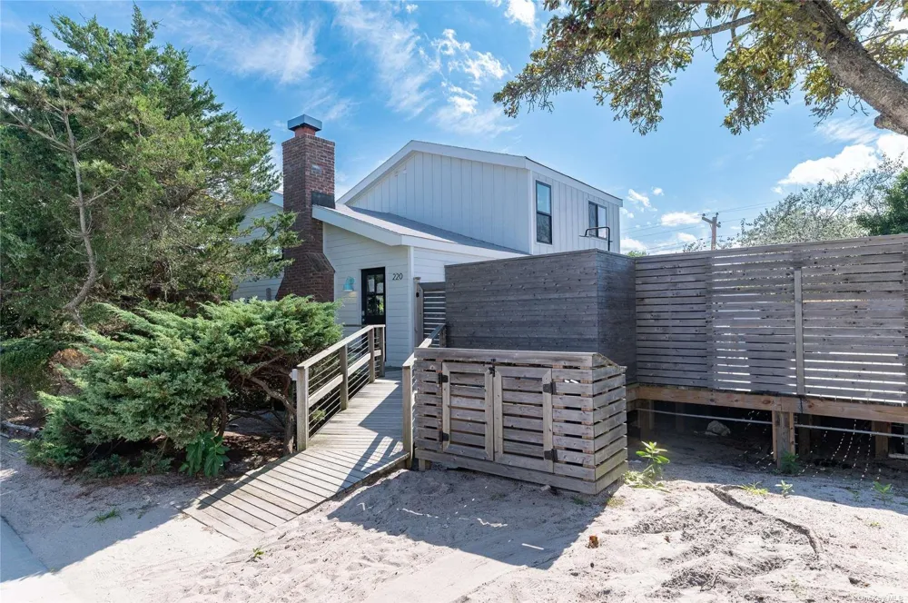 220 Cottage Walk Ocean Beach, NY 11770