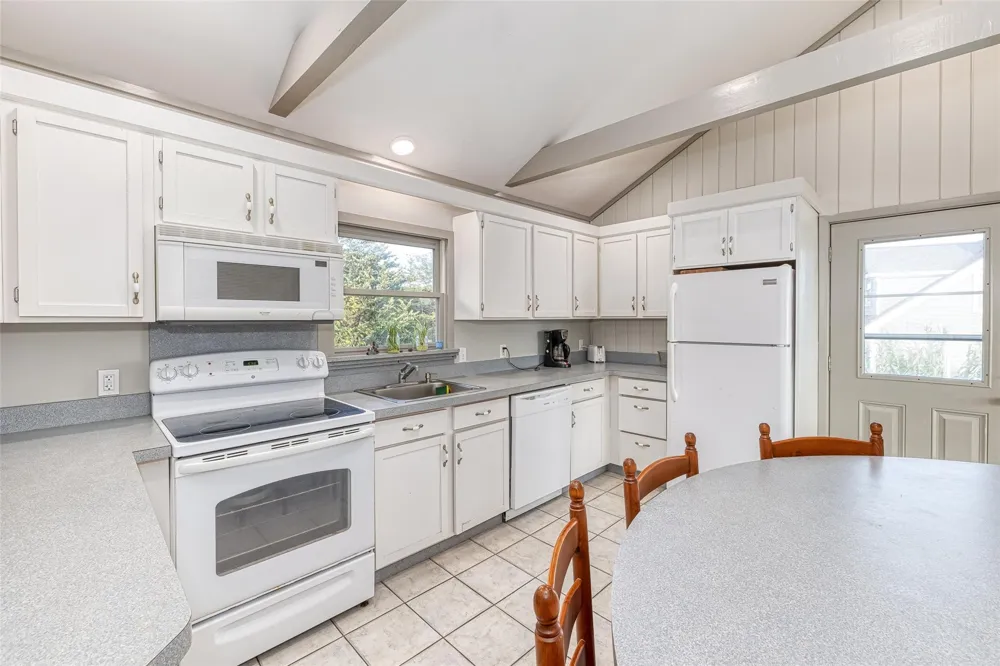 1355 Watersedge Way Southold, NY 11971