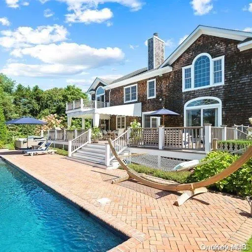 3 Willow Lane Quogue, NY 11959