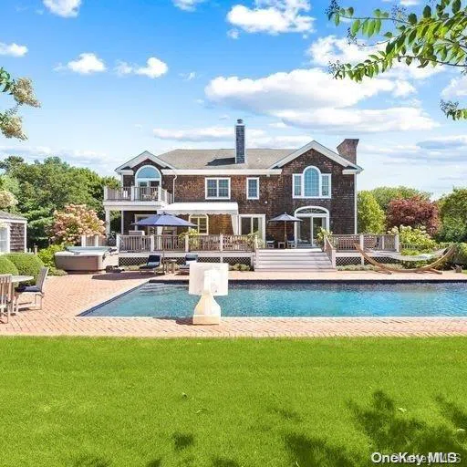 3 Willow Lane Quogue, NY 11959